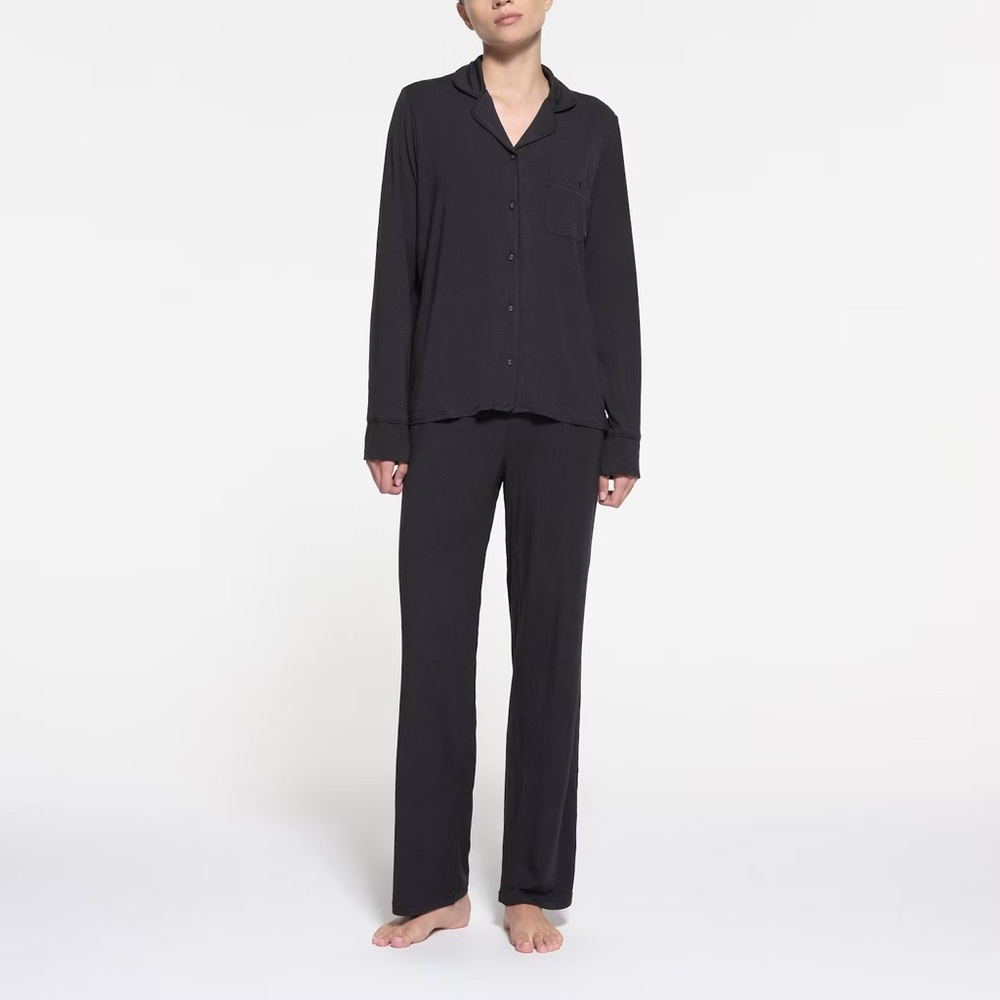 SKIMS SLEEP LONG SLEEVE BUTTON UP SET